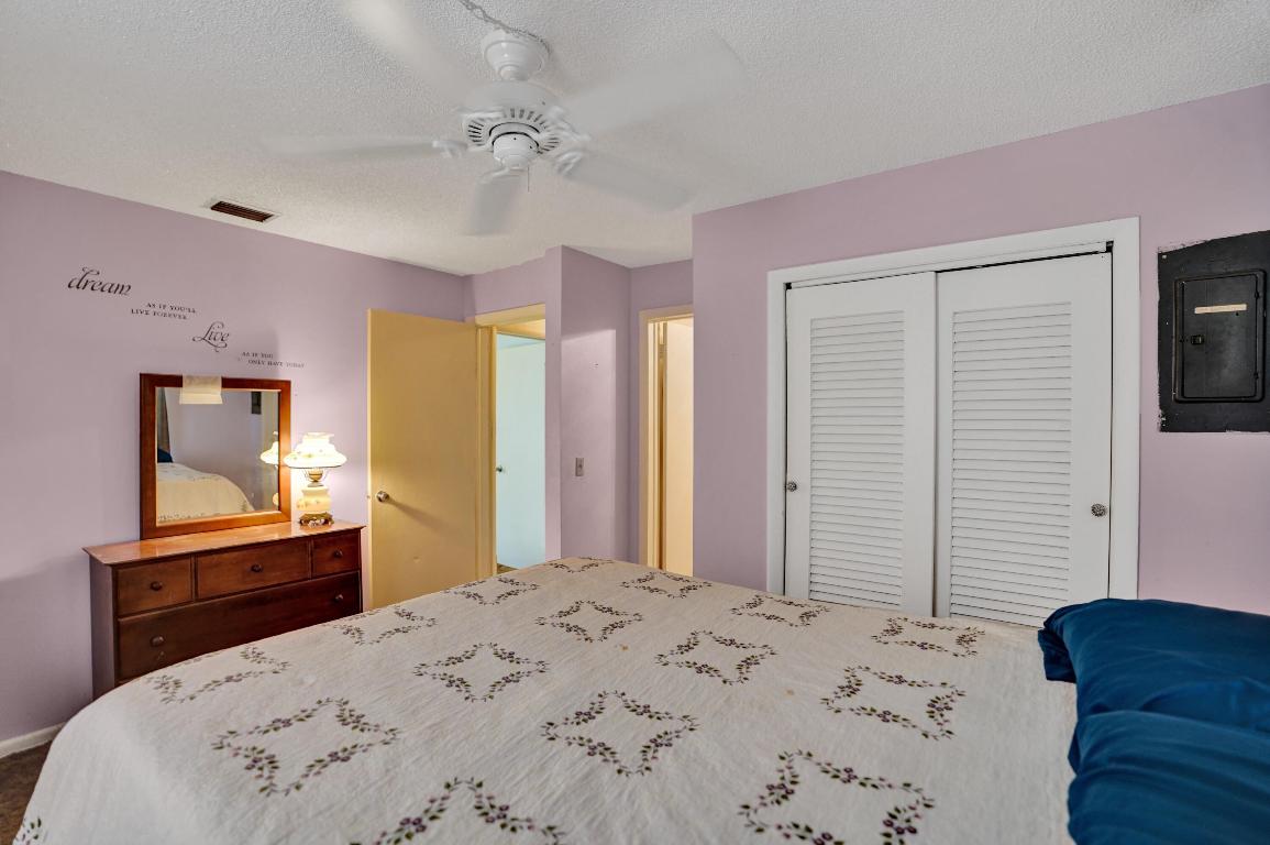 FLORAL PARK LANTANA - Residential