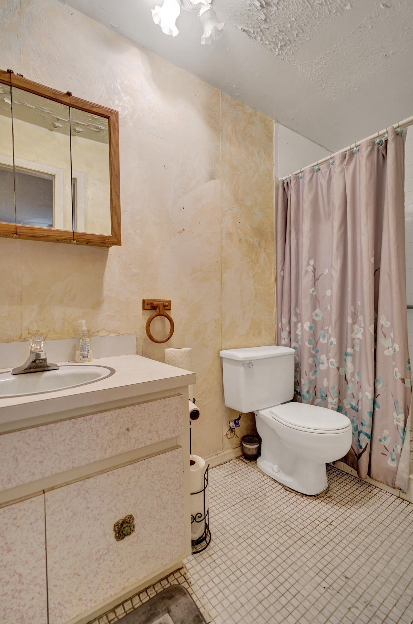 FLORAL PARK LANTANA - Residential