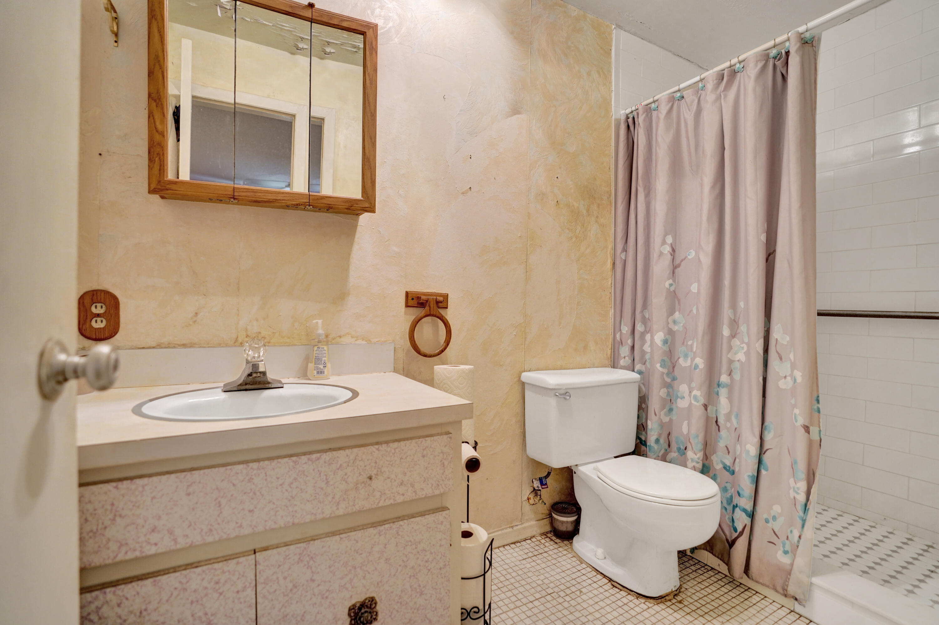 FLORAL PARK LANTANA - Residential