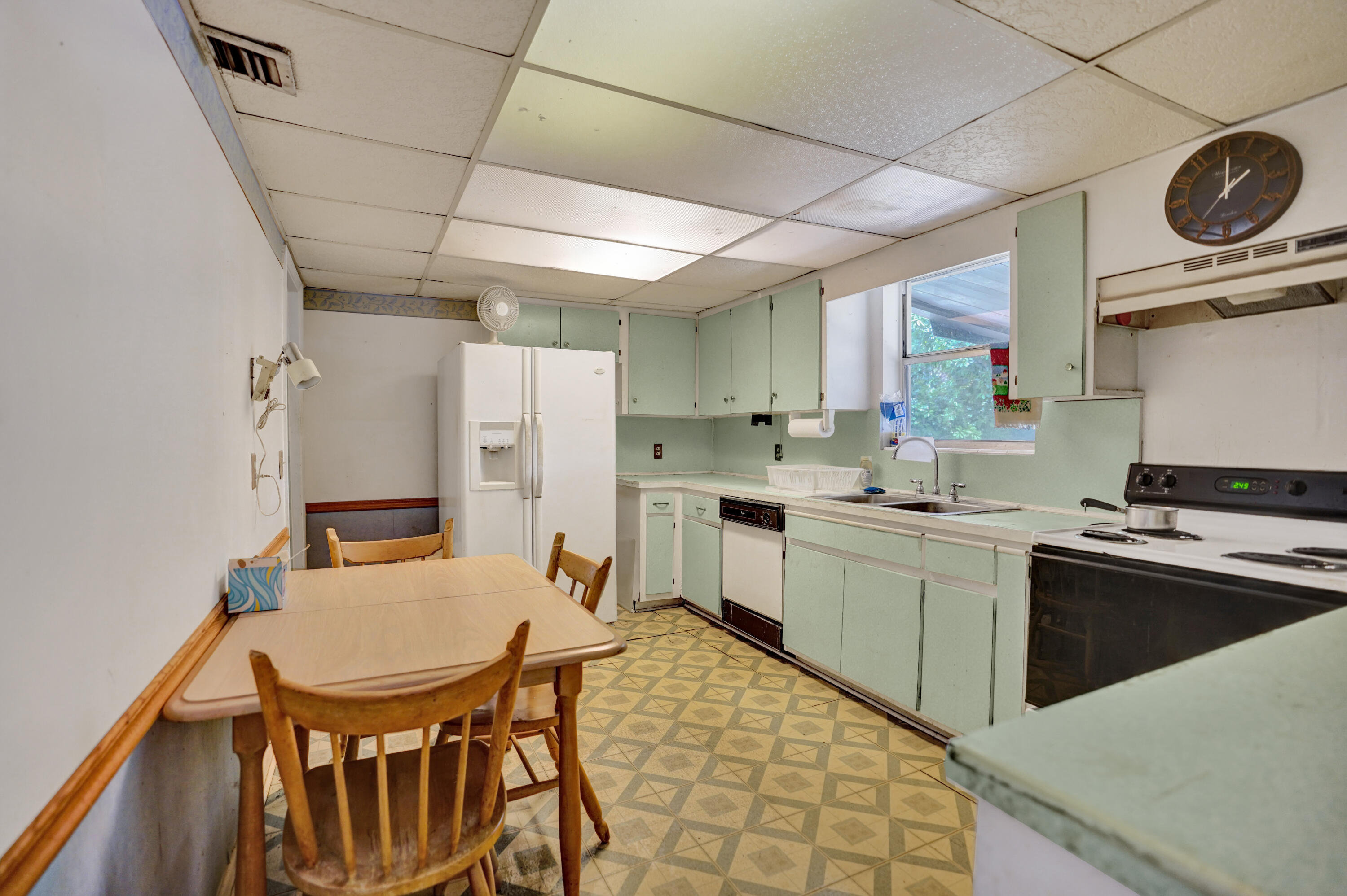 FLORAL PARK LANTANA - Residential