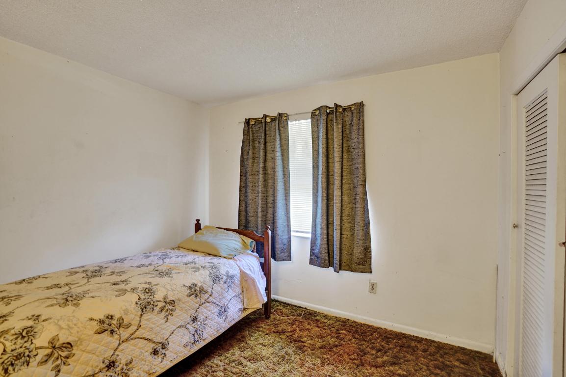 FLORAL PARK LANTANA - Residential