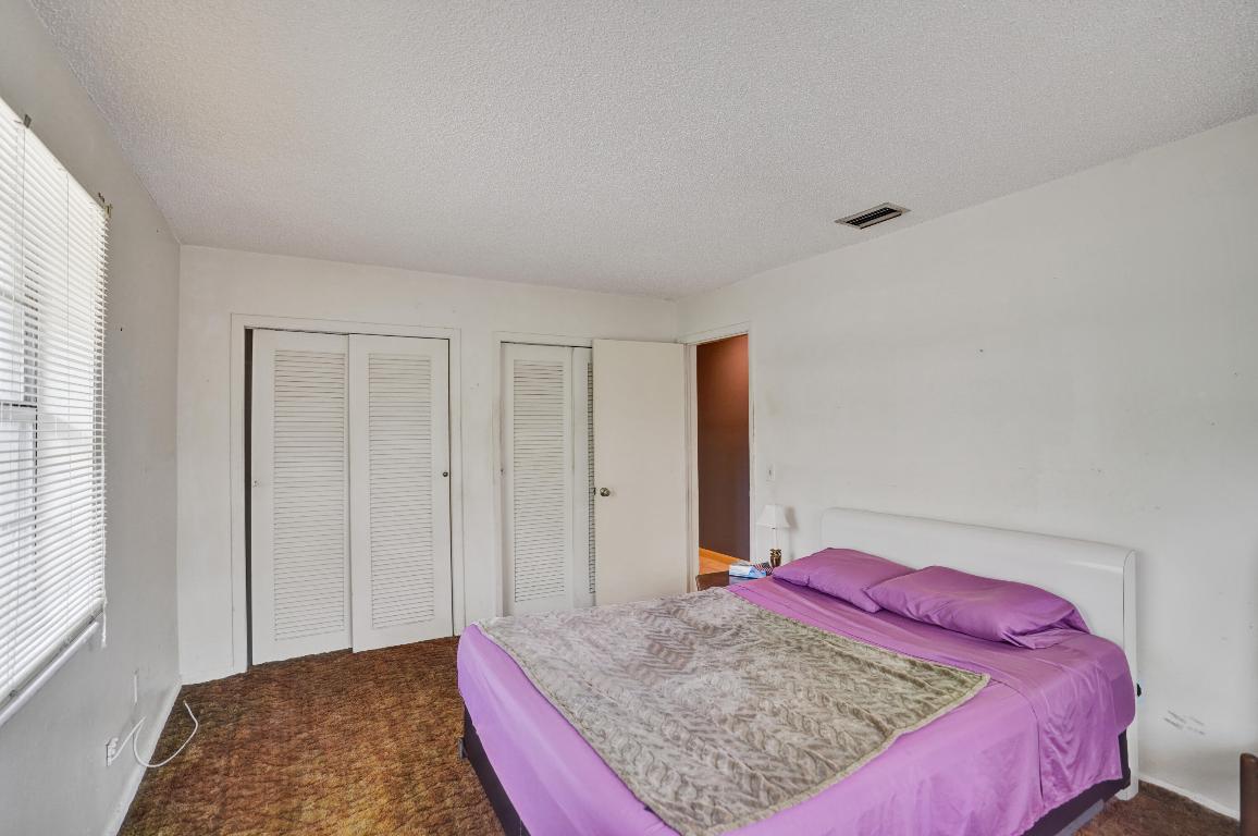 FLORAL PARK LANTANA - Residential