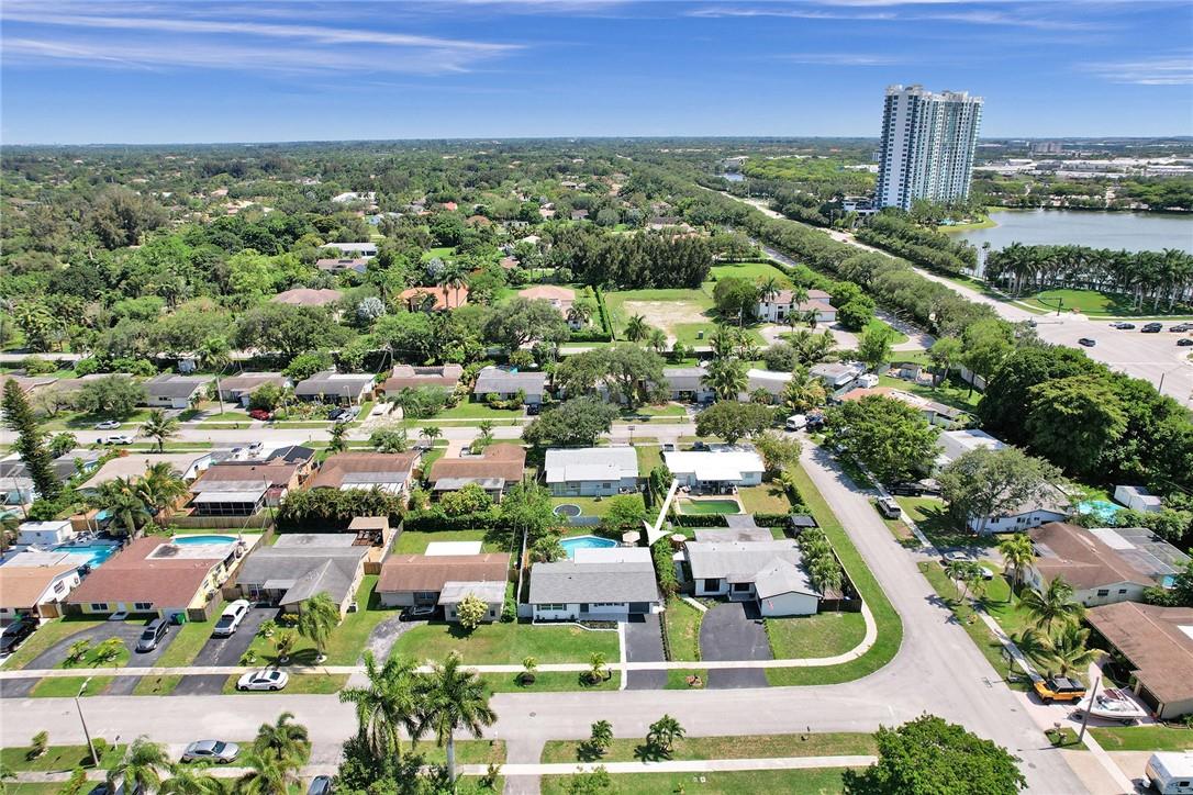 Sunrise Golf Village Sec - Residential