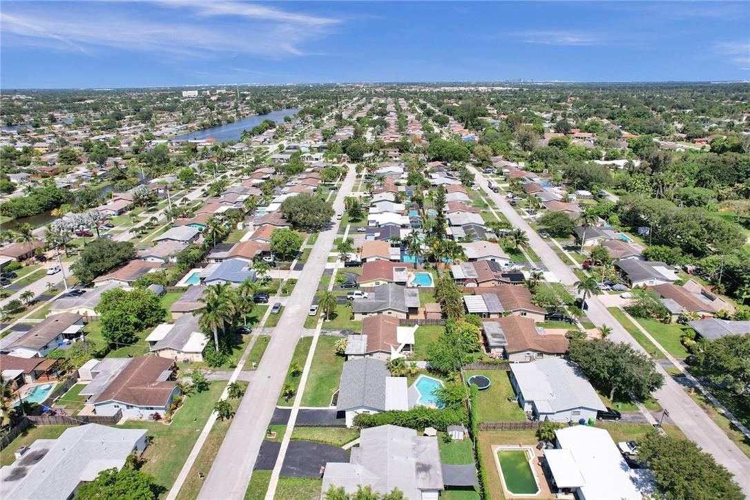 Sunrise Golf Village Sec - Residential