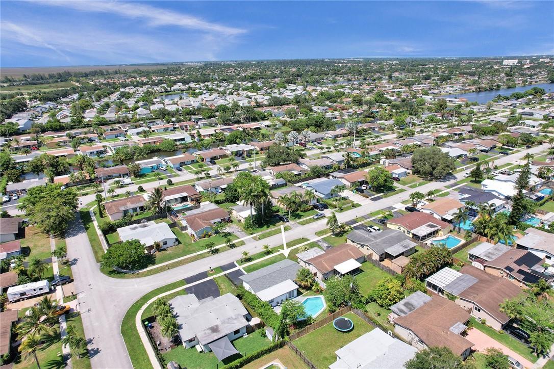 Sunrise Golf Village Sec - Residential