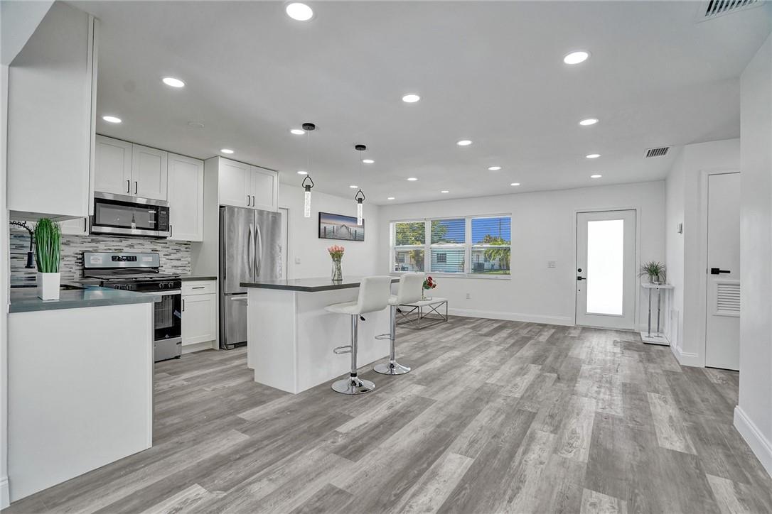 Sunrise Golf Village Sec - Residential