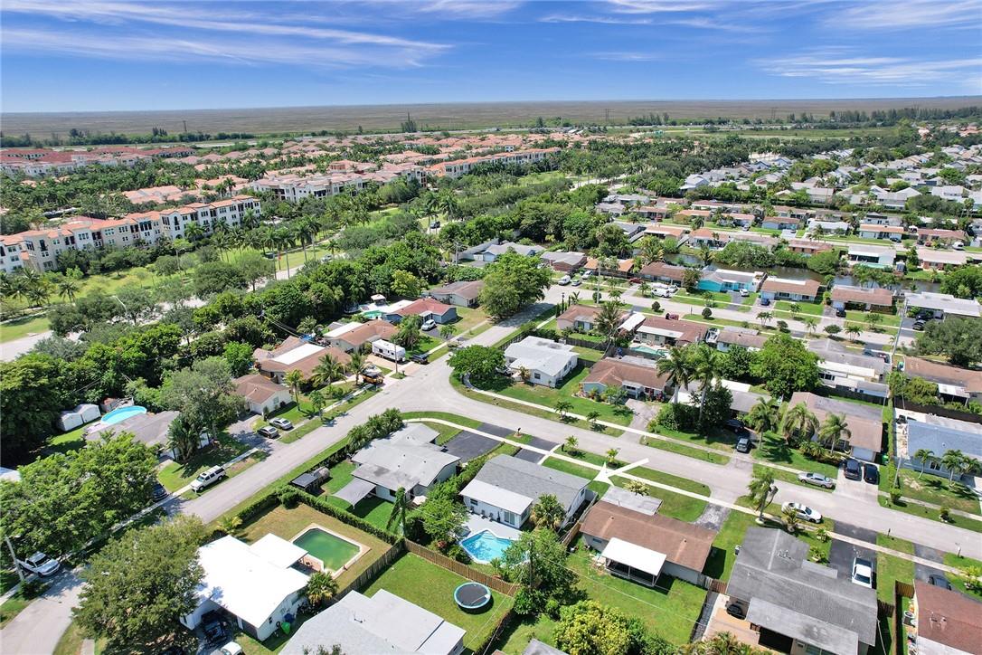 Sunrise Golf Village Sec - Residential