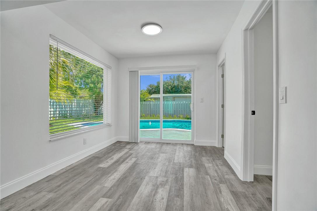 Sunrise Golf Village Sec - Residential