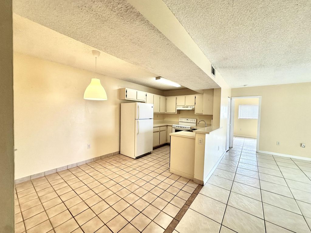 Photo of 251 W Palm Cir Cir W #206, Pembroke Pines, FL 33025 (MLS # B26023455)
