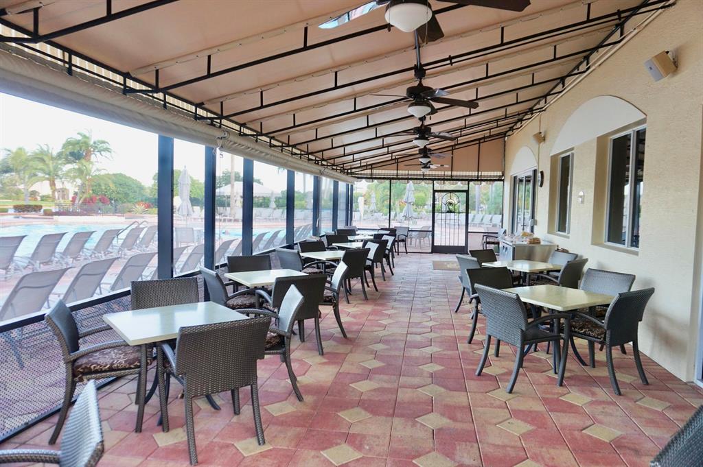 VALENCIA FALLS - Residential