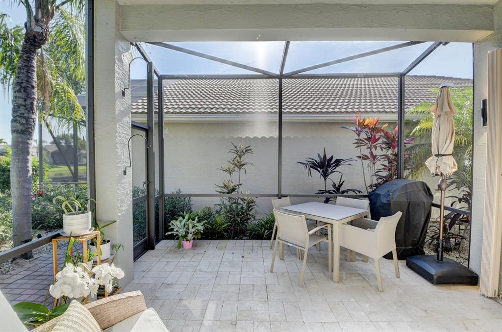 VALENCIA FALLS - Residential