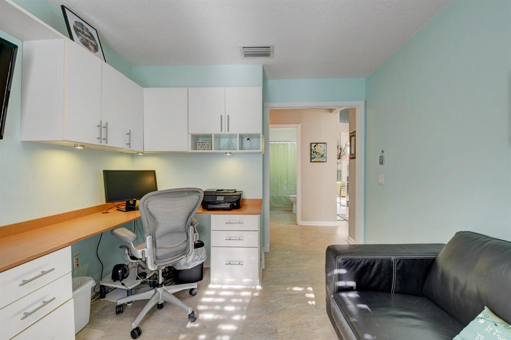 VALENCIA FALLS - Residential