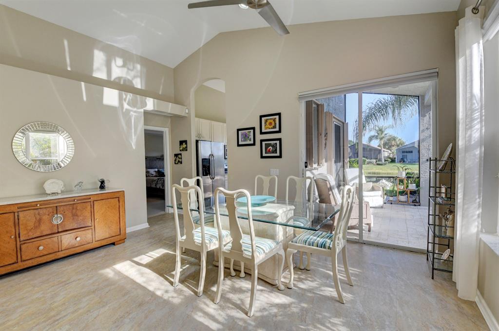 VALENCIA FALLS - Residential