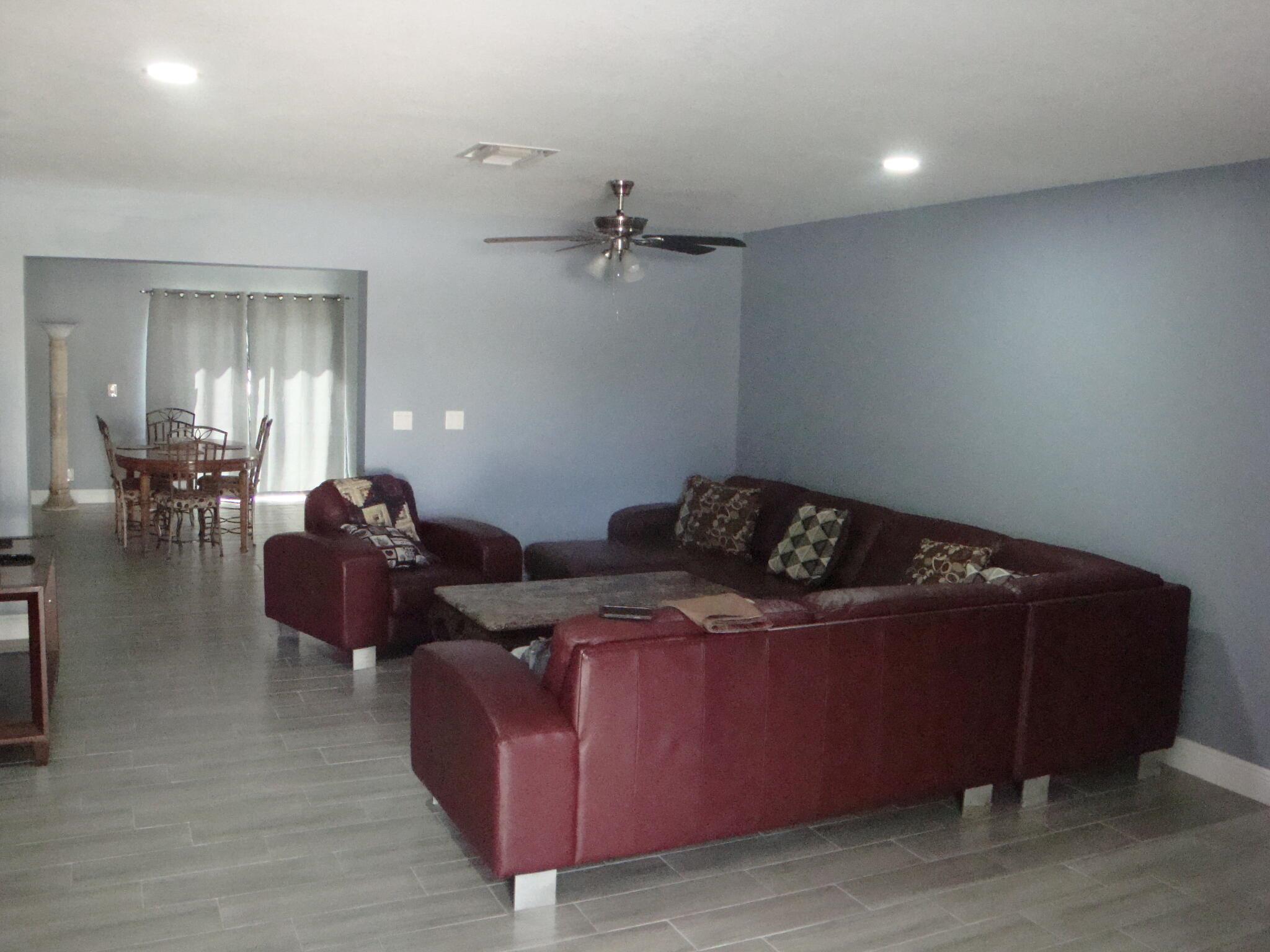 LAKE OSBORNE ESTATES 4 - Residential Lease