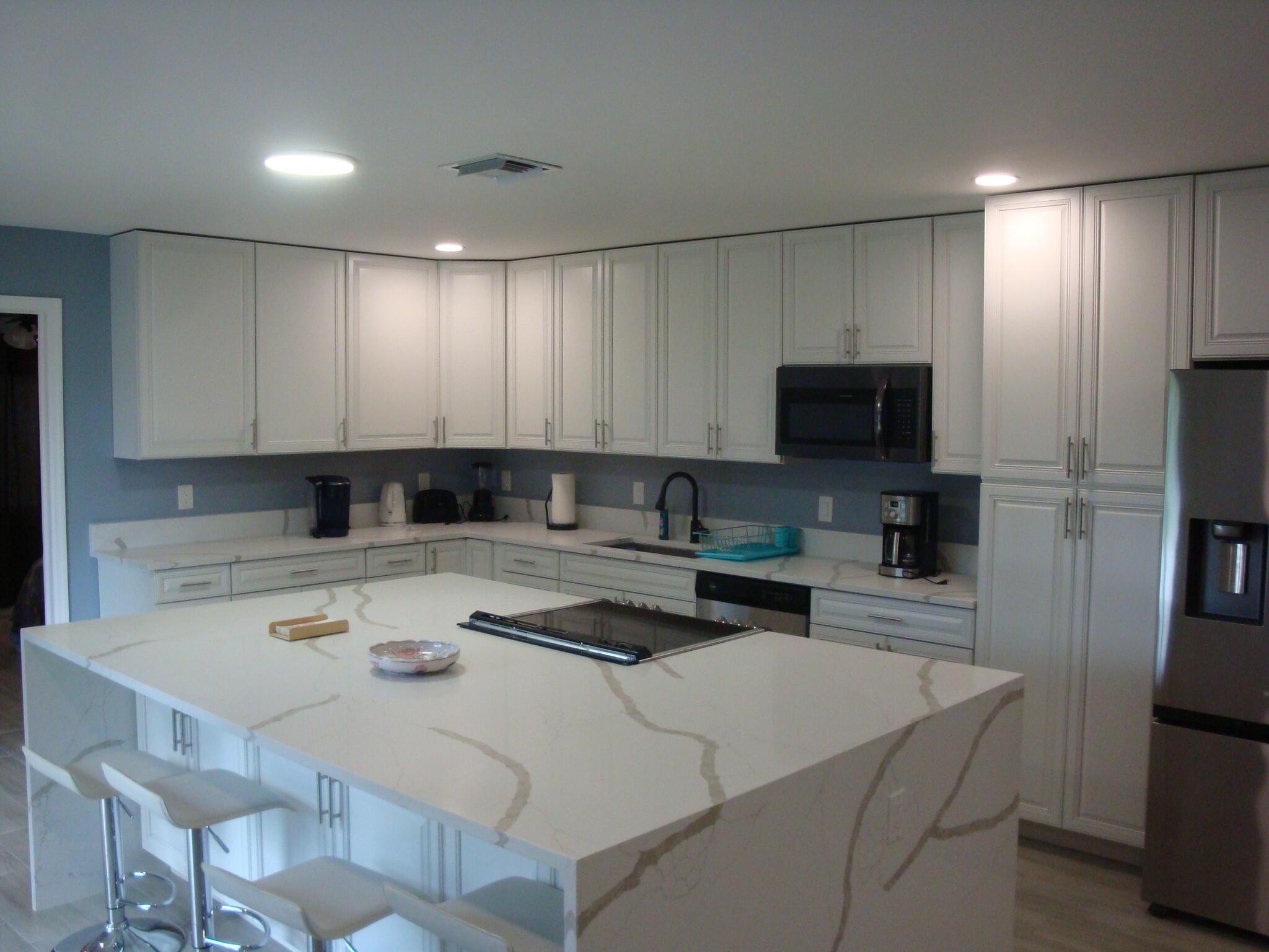LAKE OSBORNE ESTATES 4 - Residential Lease