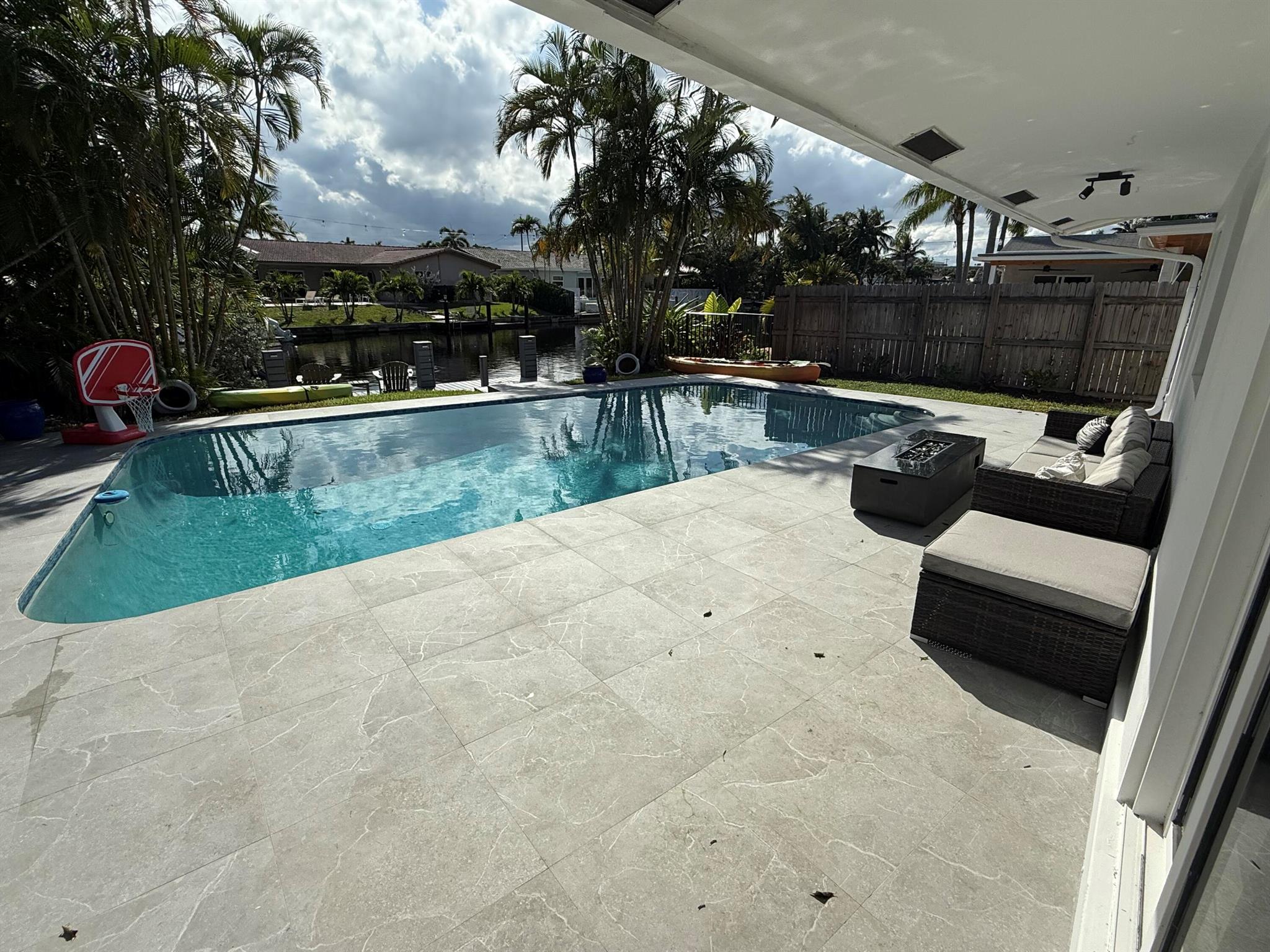 Coral Ridge Isles - Residential