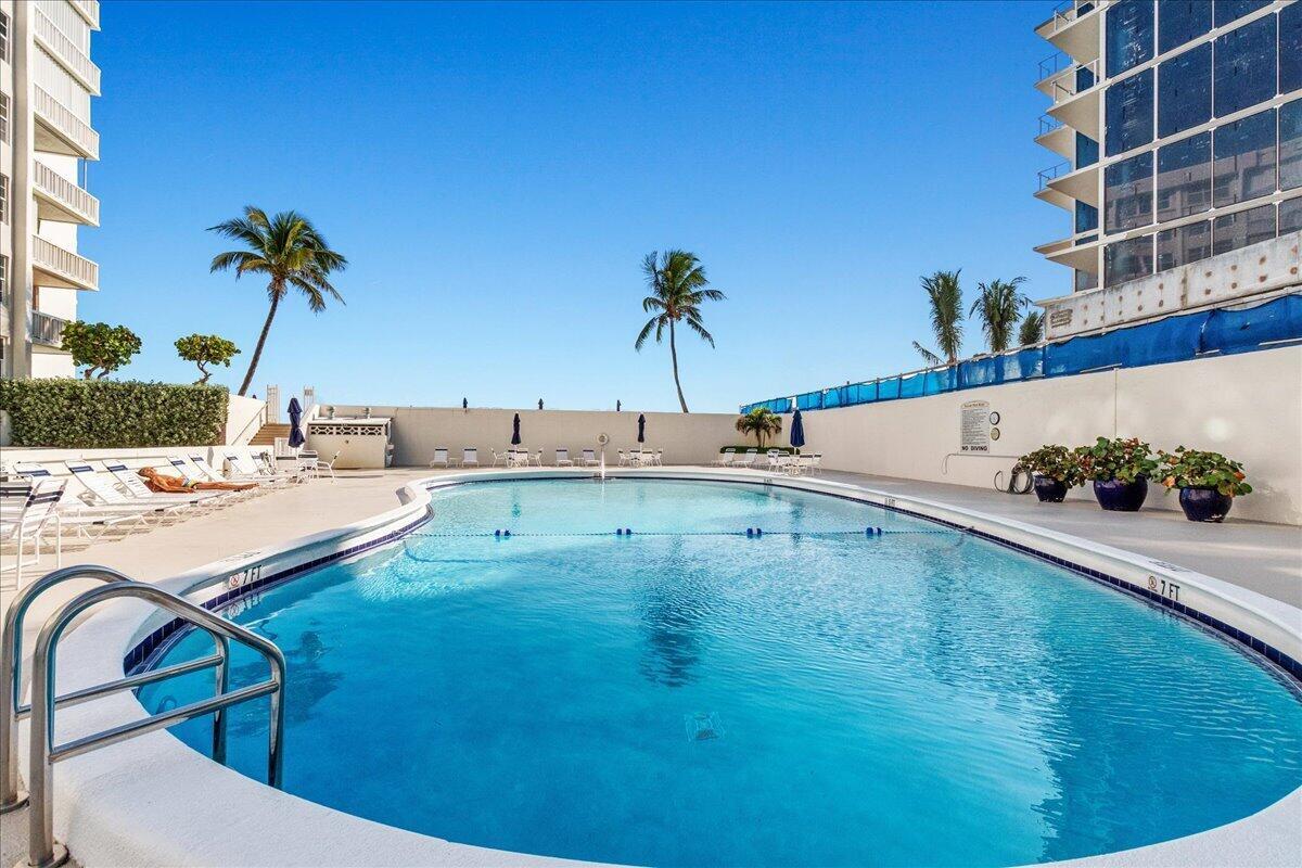 TUSCANY OF PALM BEACH CON - Residential Lease