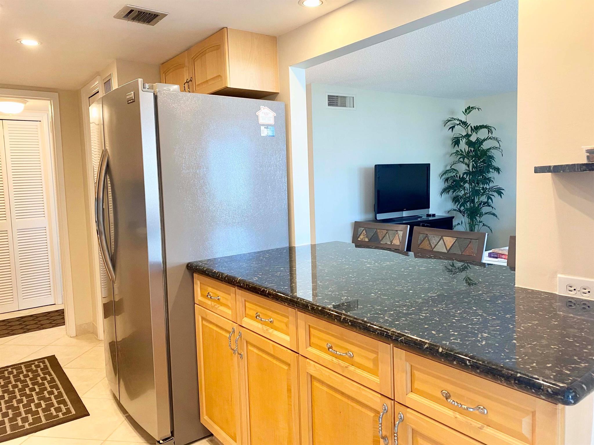 TUSCANY OF PALM BEACH CON - Residential Lease