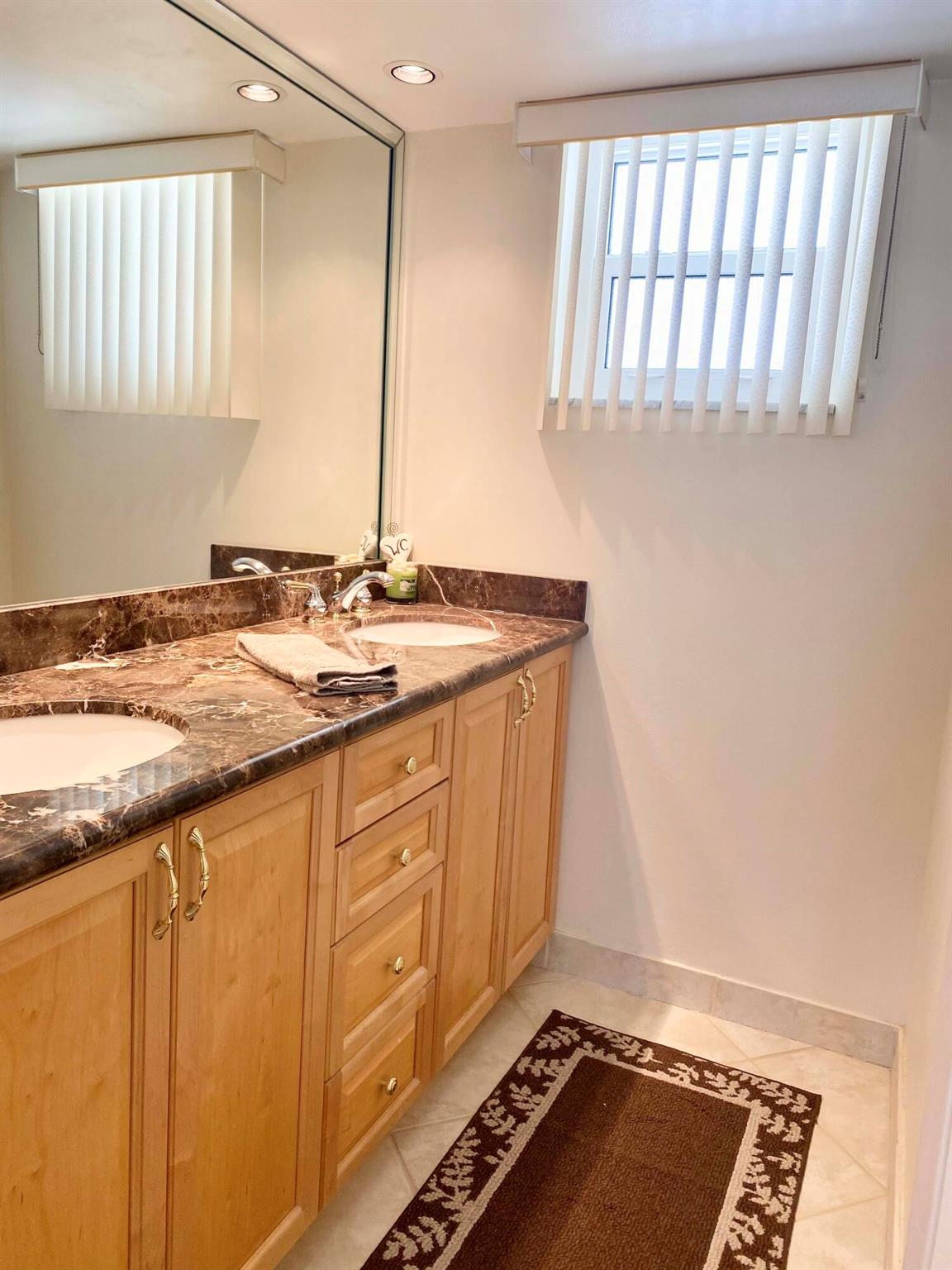 TUSCANY OF PALM BEACH CON - Residential Lease