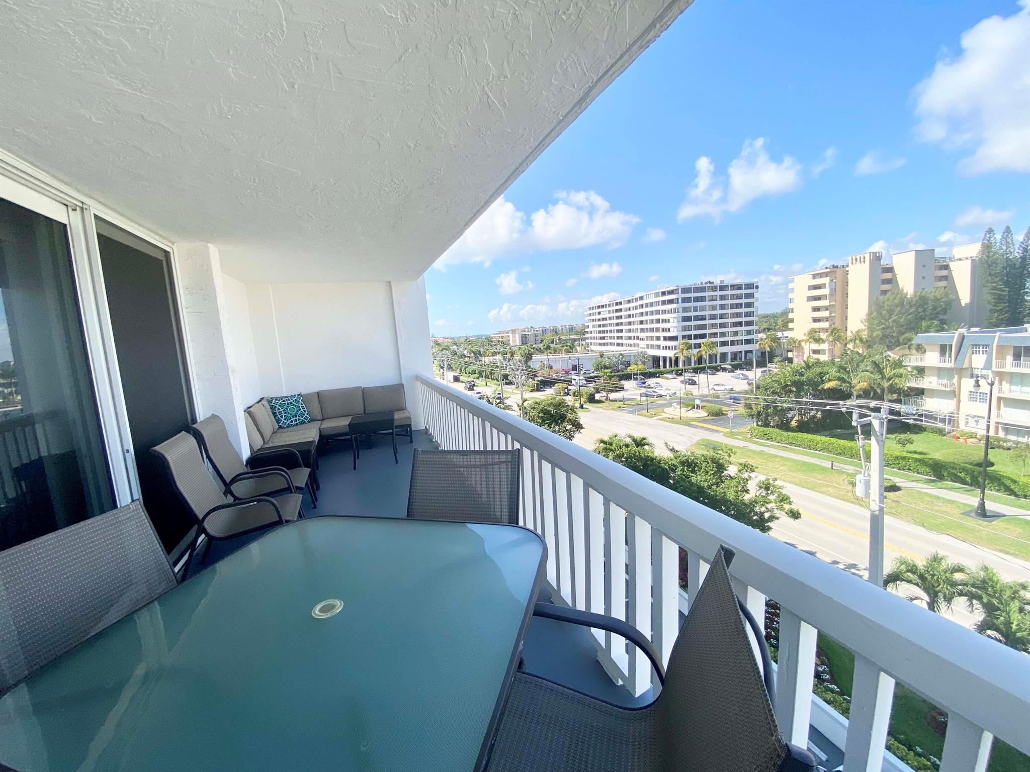 TUSCANY OF PALM BEACH CON - Residential Lease