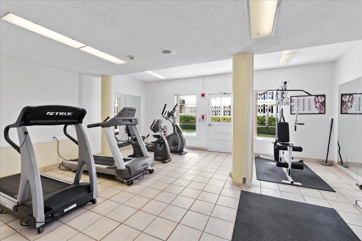 TUSCANY OF PALM BEACH CON - Residential Lease