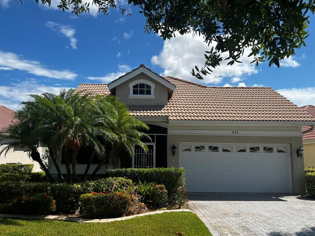 Photo of 840 SW Lake Charles Circle, Port Saint Lucie, FL 34986 (MLS # R10800038)