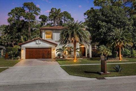 221 Park Road N Royal Palm Beach FL 33411
