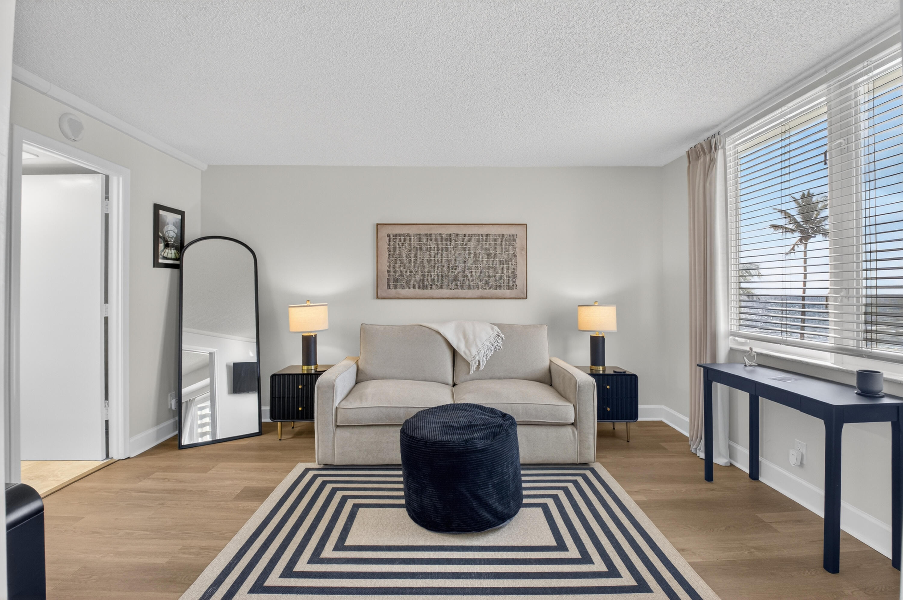 AMBASSADORS V SOUTH CONDO - Residential