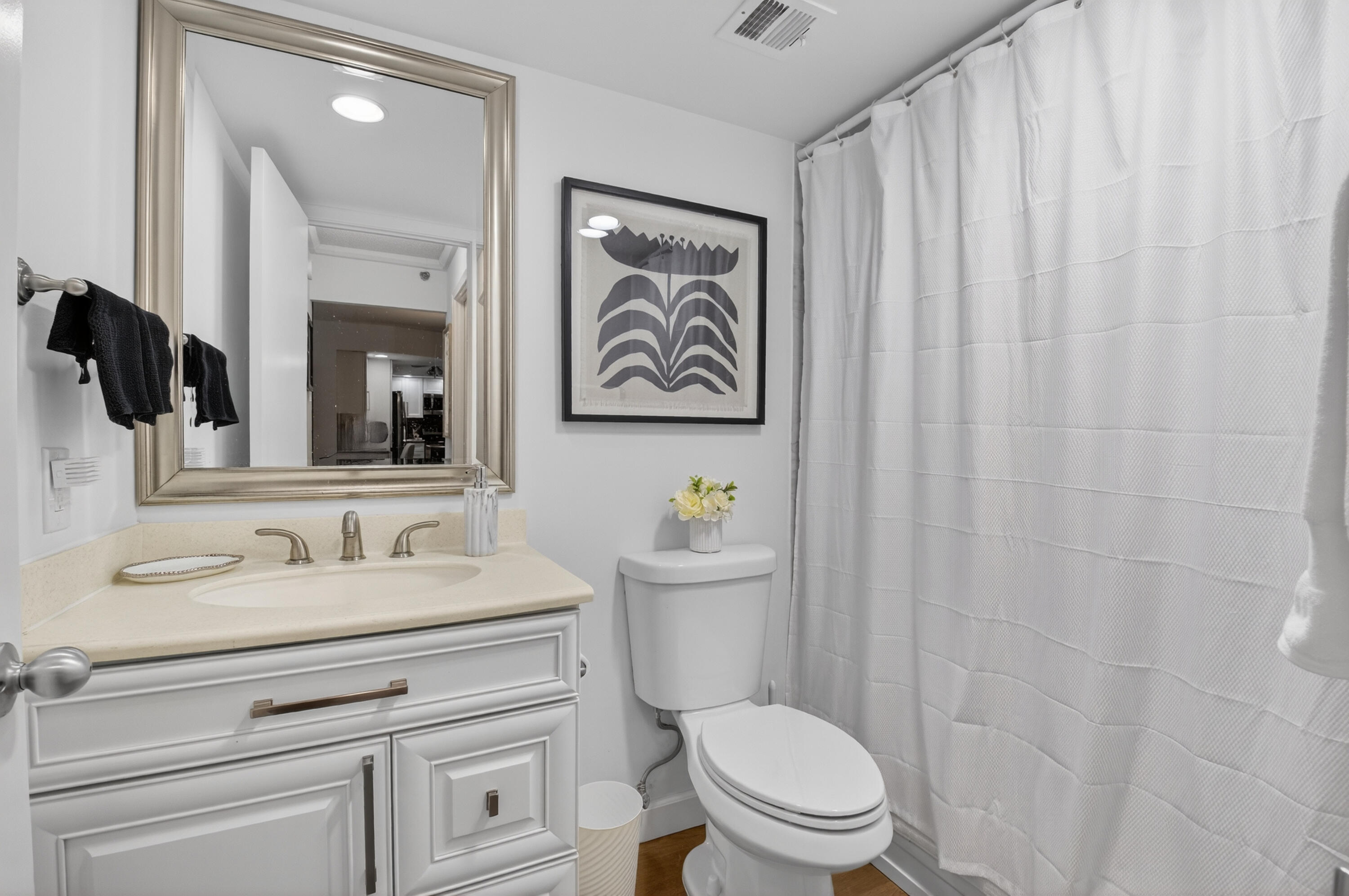 AMBASSADORS V SOUTH CONDO - Residential