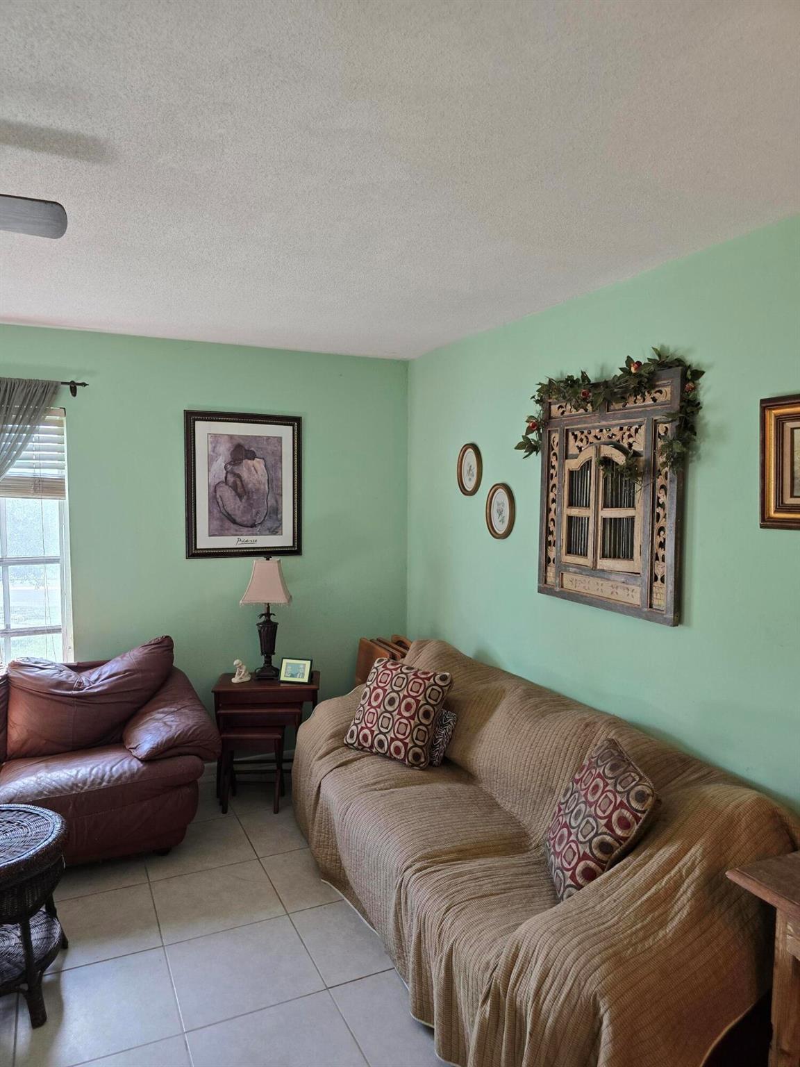 KENTWOOD OF WEDGEWOOD CON - Residential