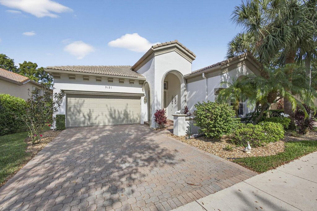 Photo of 9121 Via Elegante, Wellington, FL 33411 (MLS # R11145709)