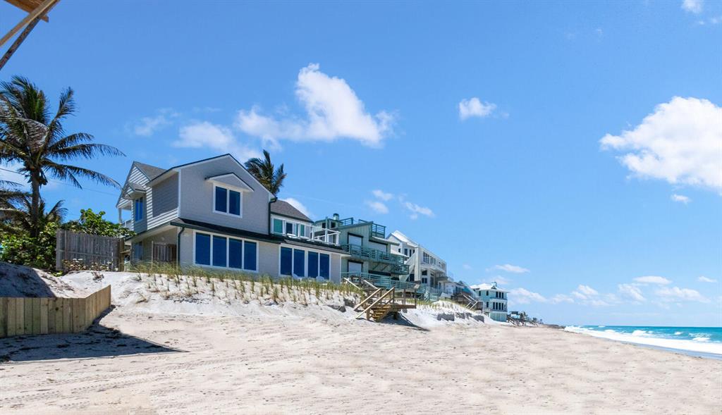 Yacht Club Beach - Residential