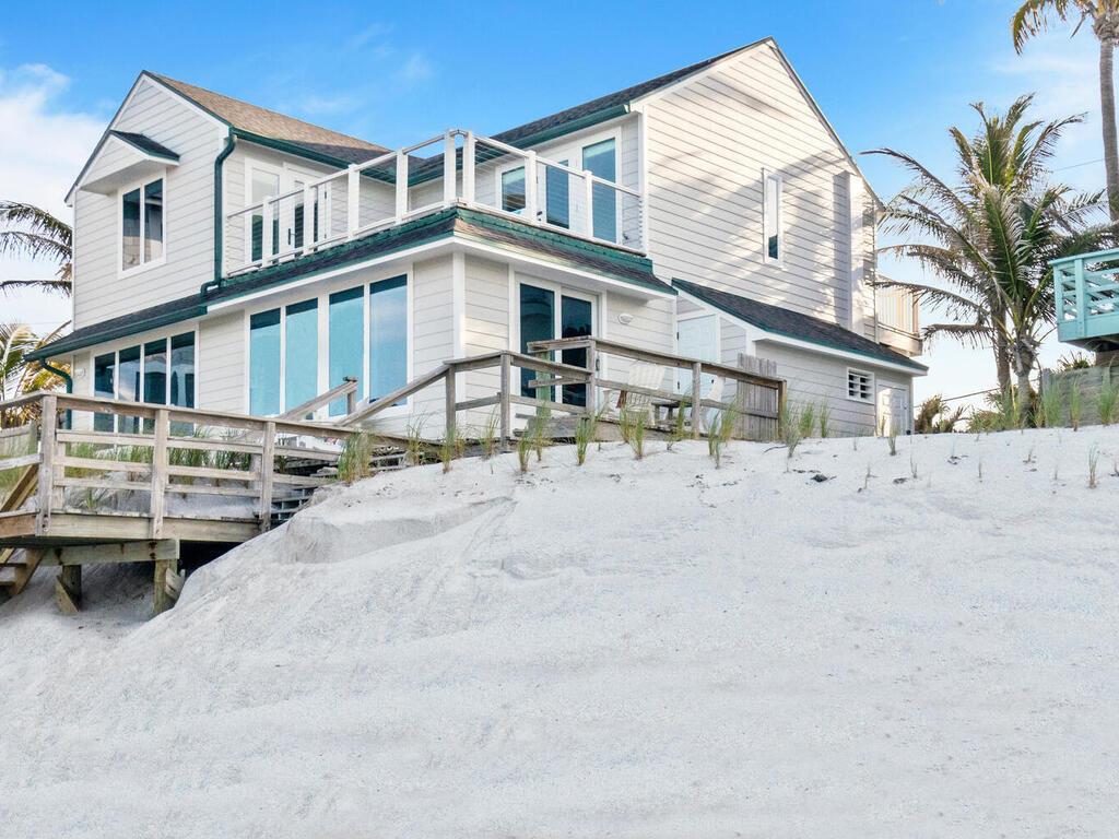 Yacht Club Beach - Residential