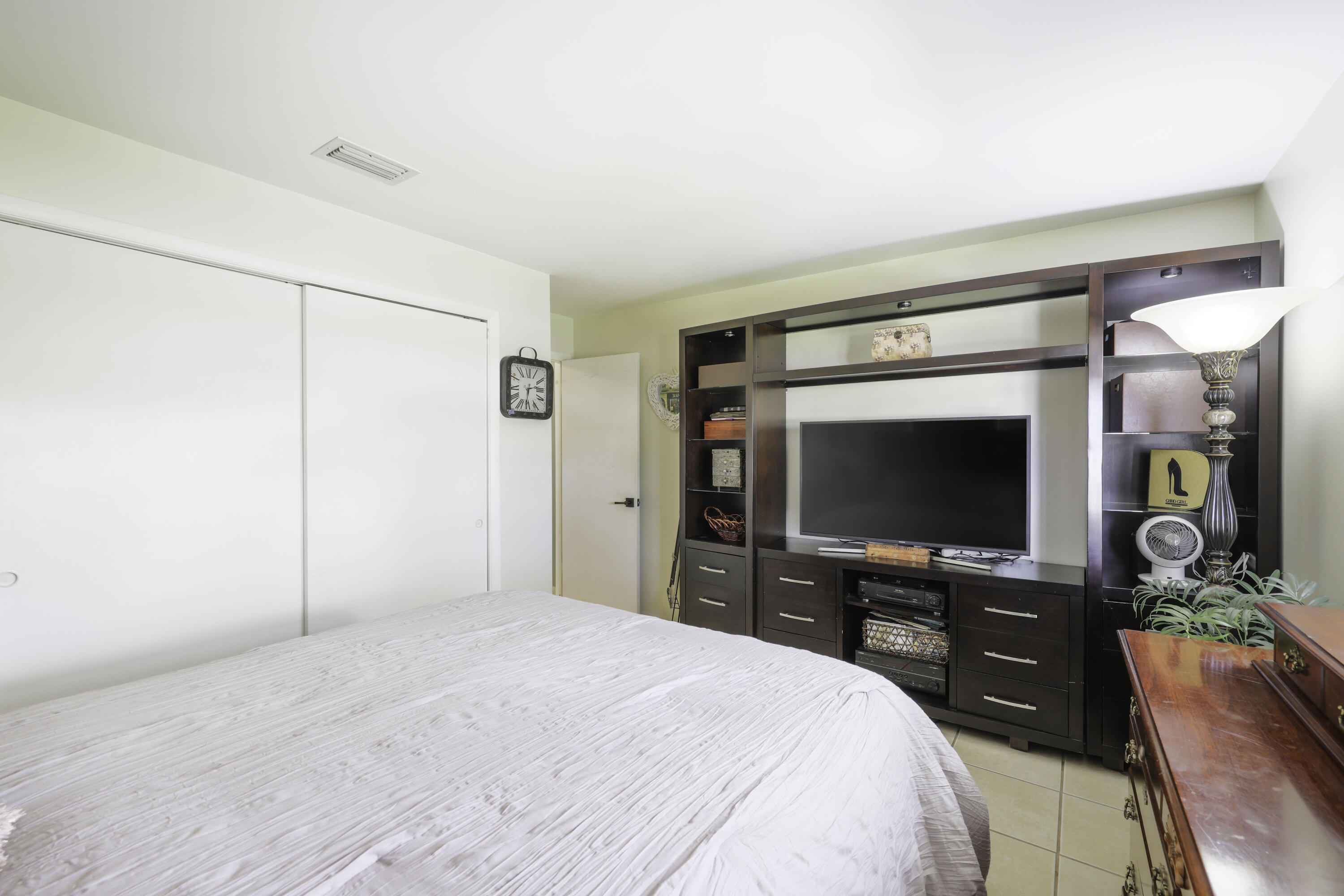 PALM BEACH LEISUREVILLE - Residential