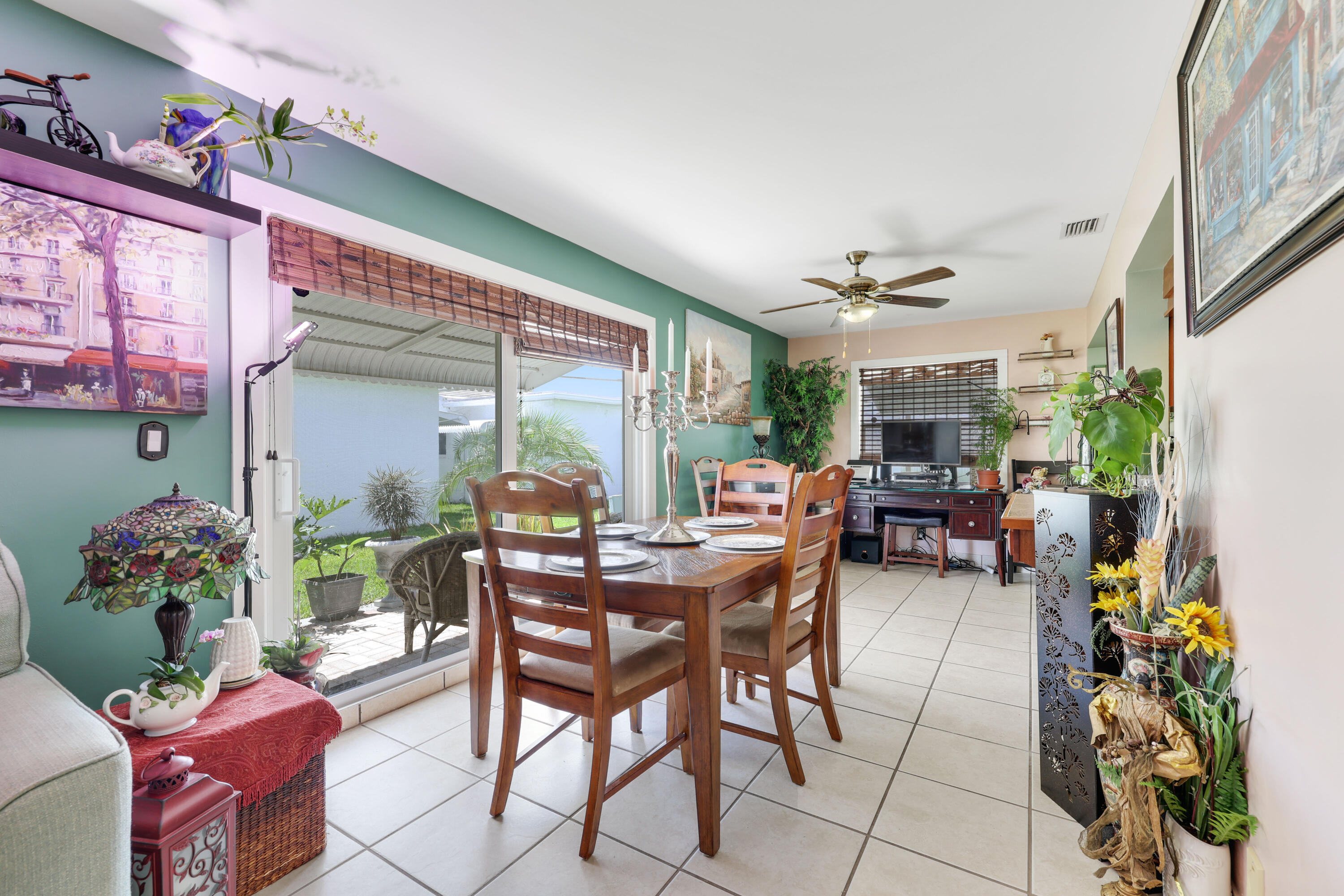 PALM BEACH LEISUREVILLE - Residential