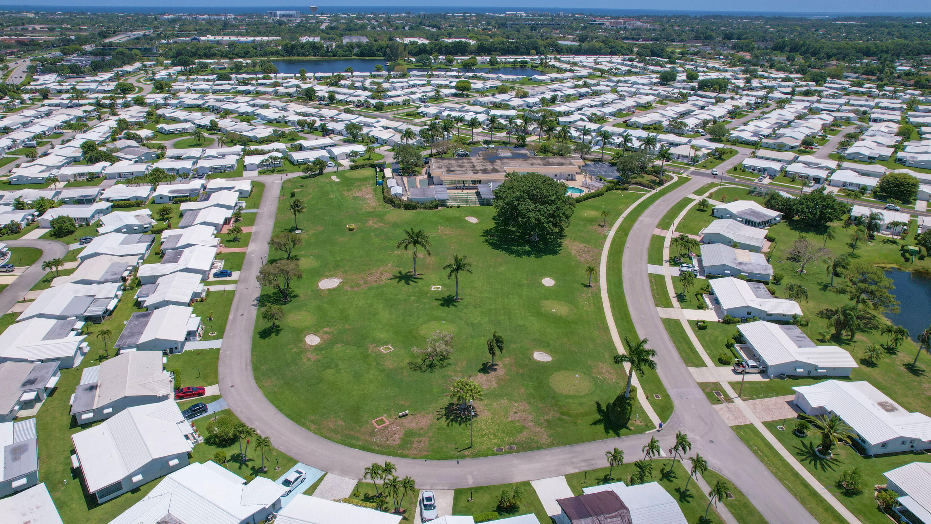 PALM BEACH LEISUREVILLE - Residential