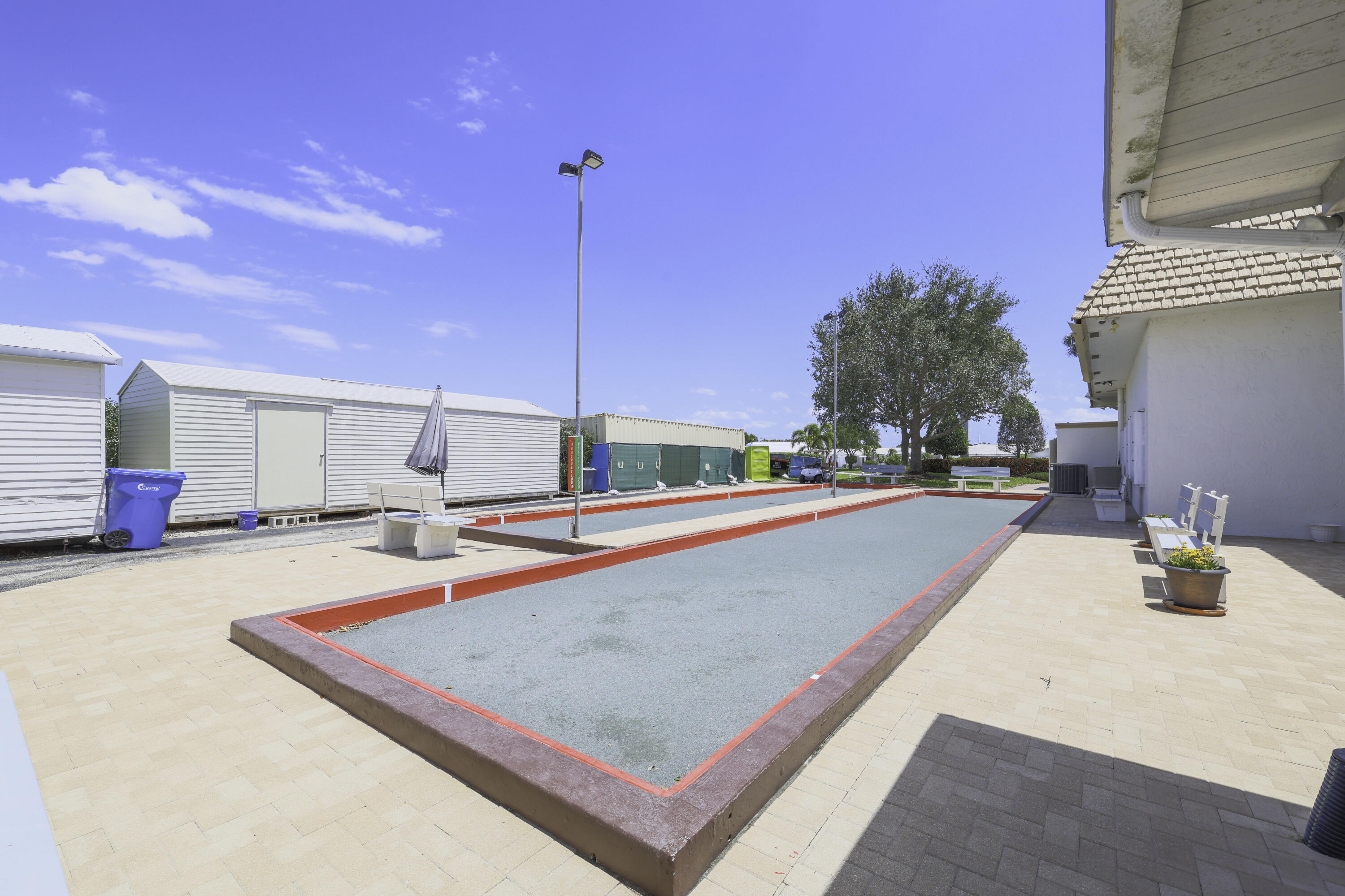 PALM BEACH LEISUREVILLE - Residential