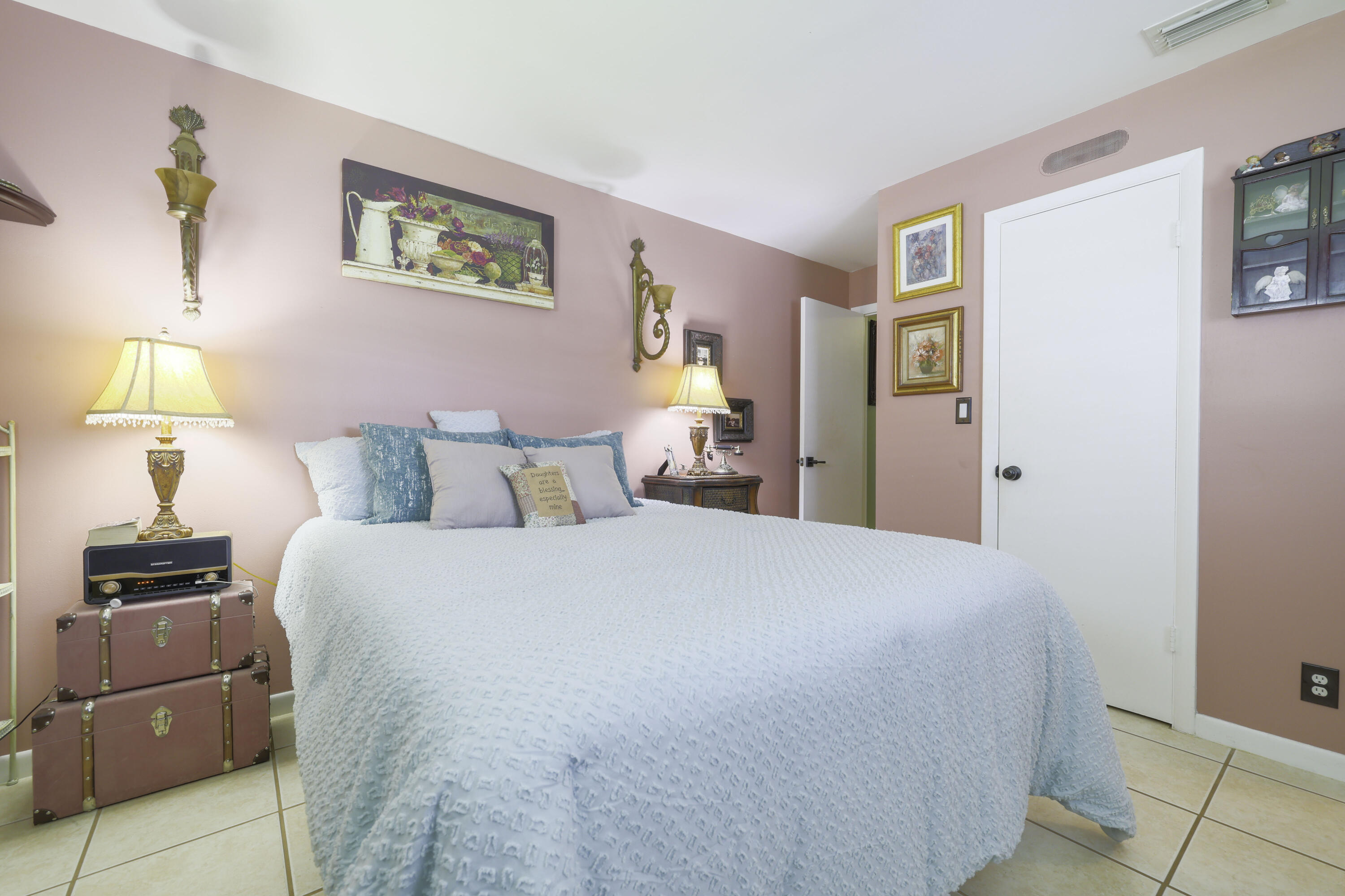 PALM BEACH LEISUREVILLE - Residential