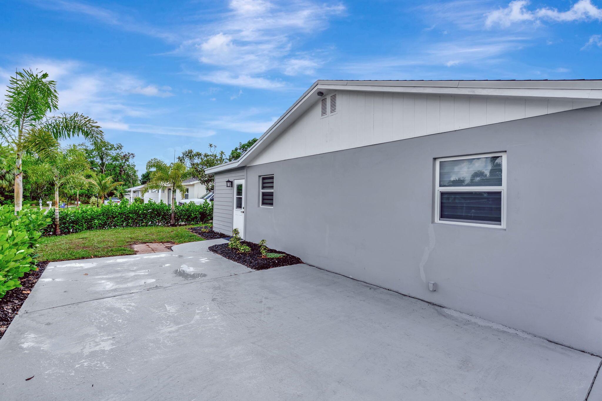 1125 Stillwater Drive