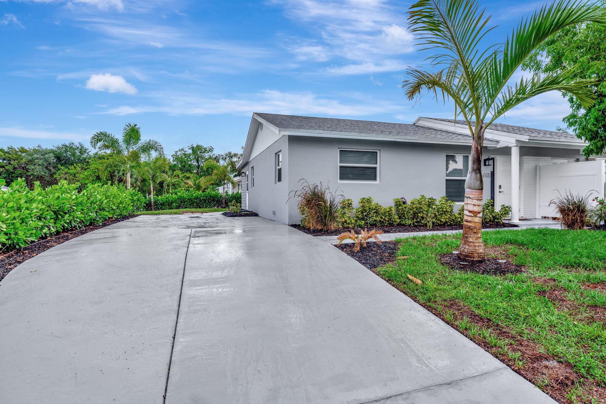 1125 Stillwater Drive