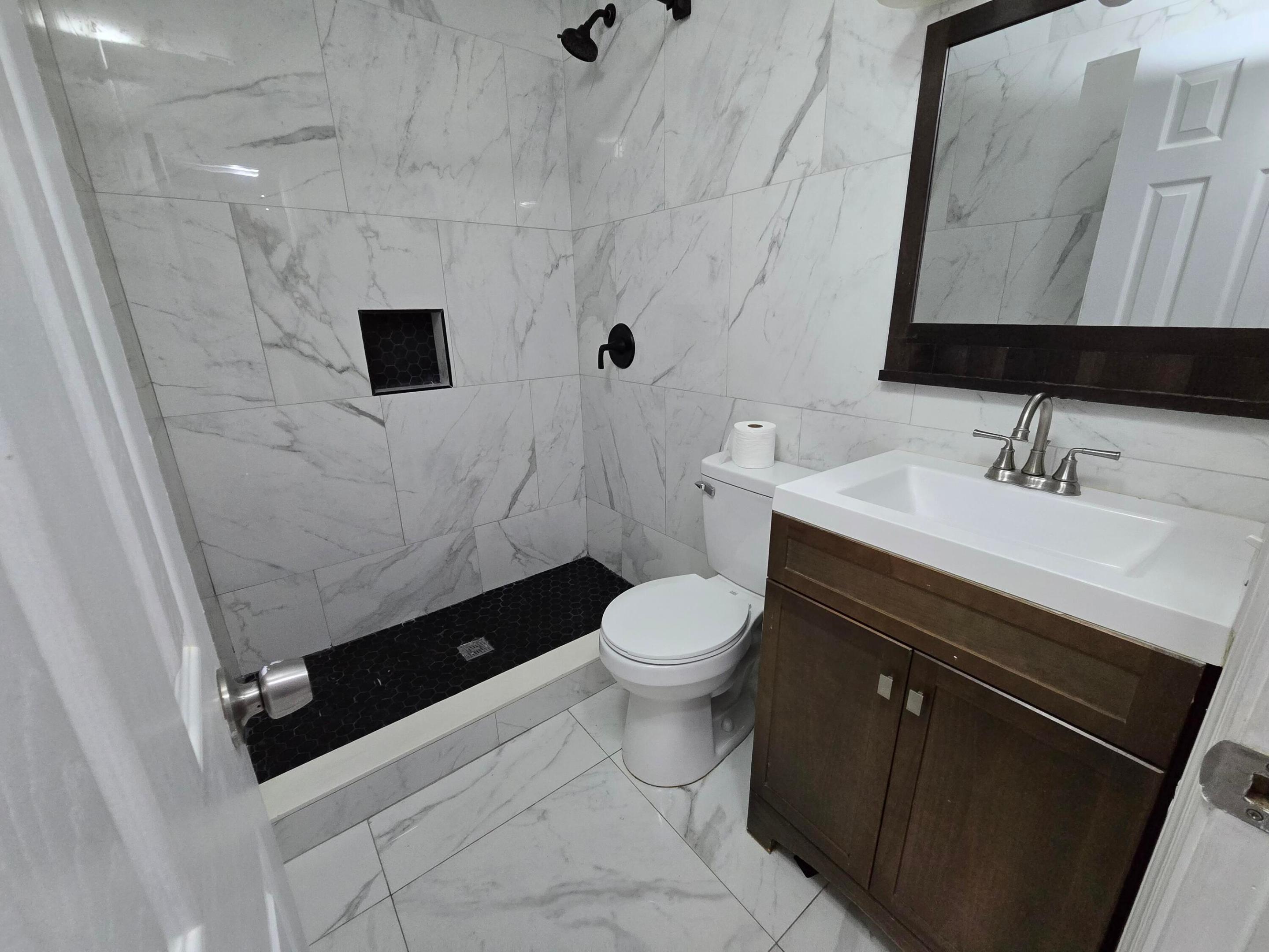 OAK GROVE - Residential Lease