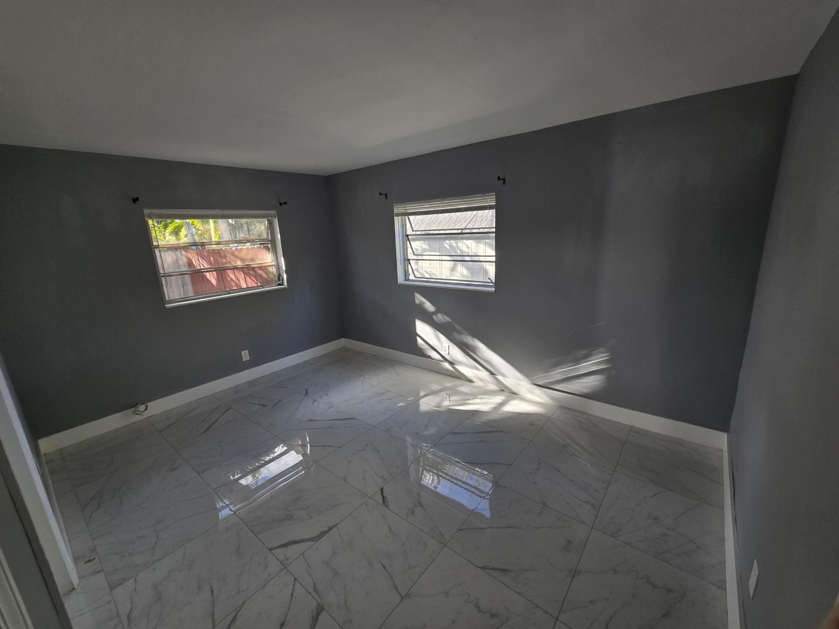 OAK GROVE - Residential Lease