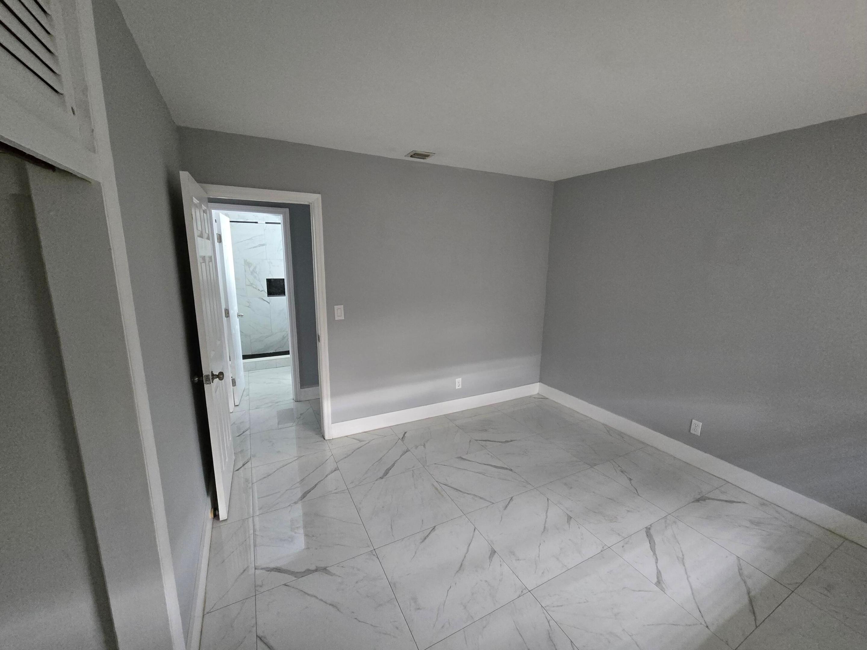 OAK GROVE - Residential Lease