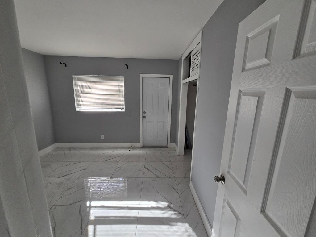 Photo of 1021 SW 32nd Court #1-2, Fort Lauderdale, FL 33315 (MLS # B26002262)