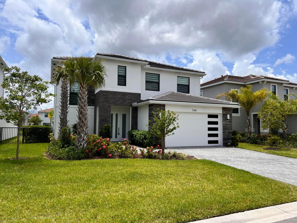 Photo of 7181 VILLAMAR Way, Lake Worth, FL 33463 (MLS # B26054561)