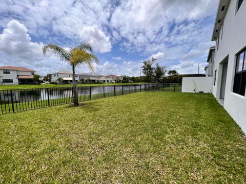 Tiny photo for 7181 VILLAMAR Way, Lake Worth, FL 33463 (MLS # B26054561)