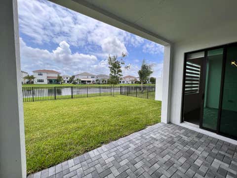 Tiny photo for 7181 VILLAMAR Way, Lake Worth, FL 33463 (MLS # B26054561)