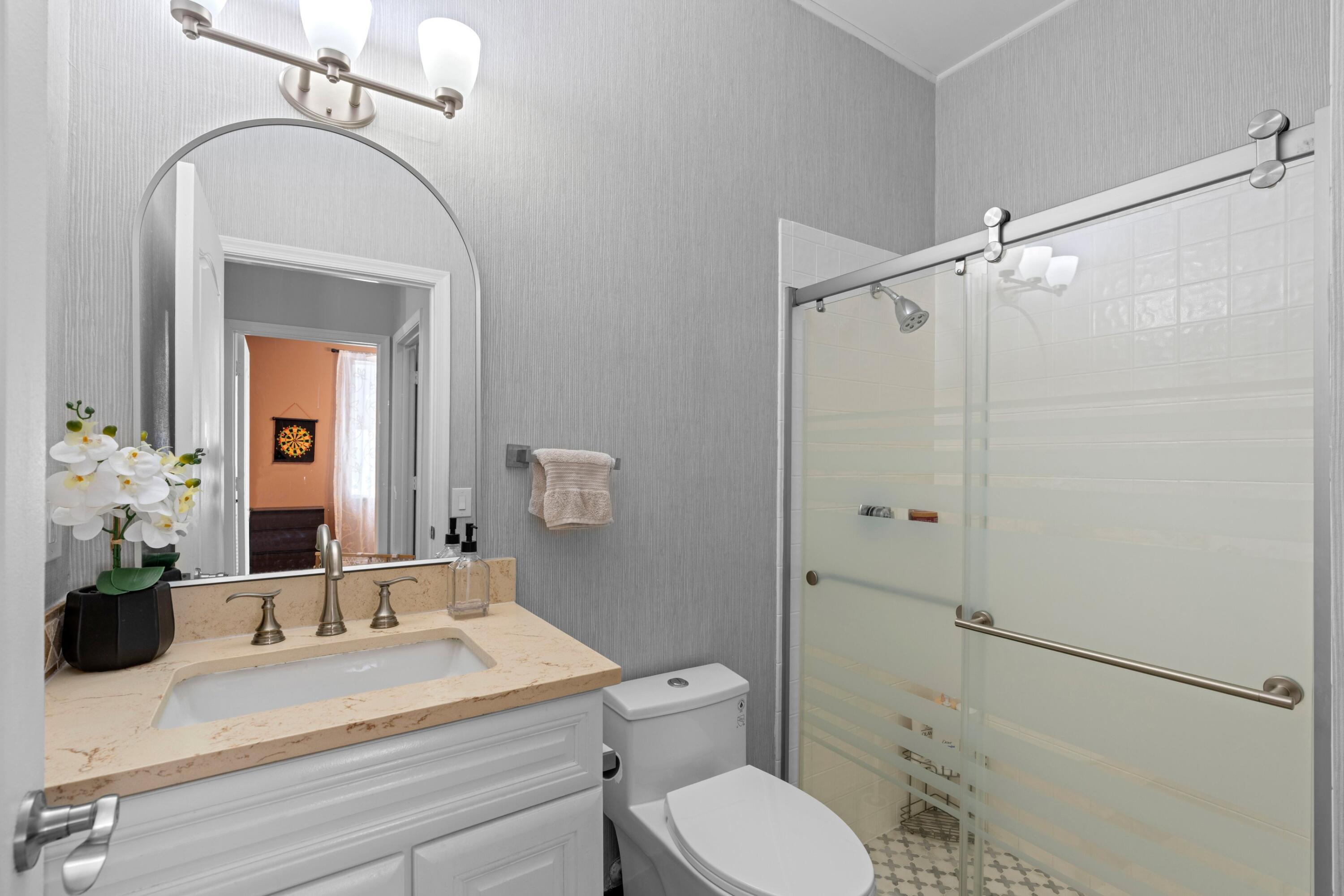 SYMPHONY BAY - Residential