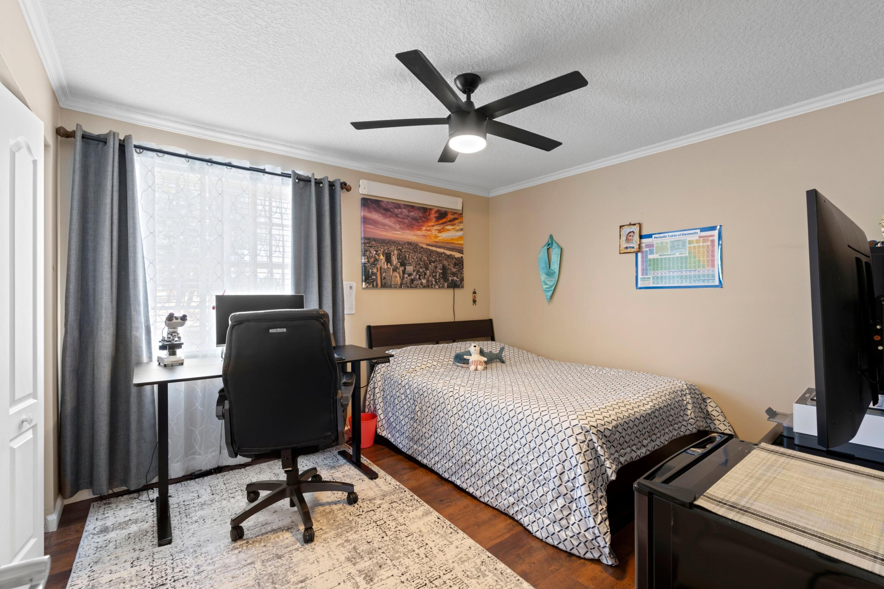 SYMPHONY BAY - Residential