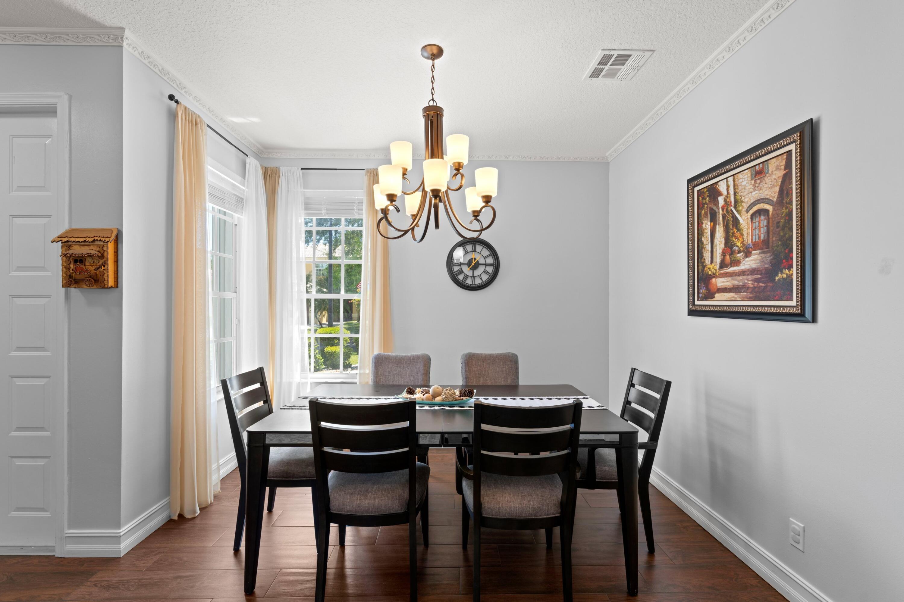 SYMPHONY BAY - Residential